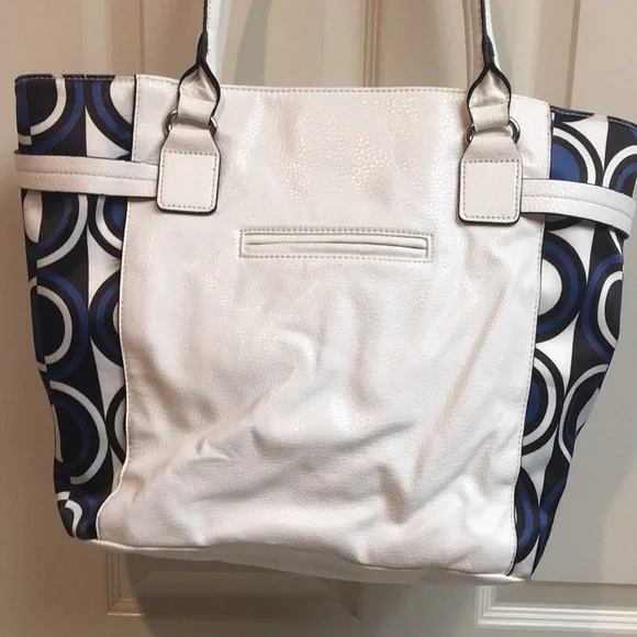 Large “Coach-Like” Bag - Picture 1 of 14